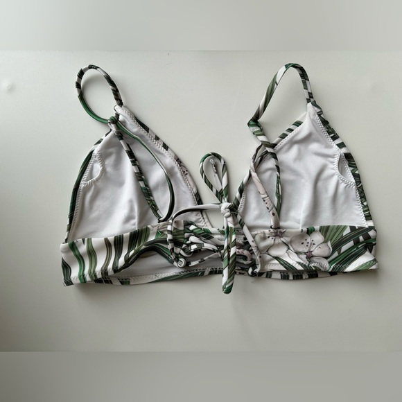 *2 for $5* Tropical Print Bathing Suit Top - Picture 2 of 2